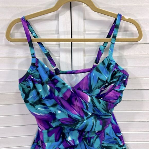 Croft & Barrow One Piece Swimsuit Size 14 Underwire - Picture 3 of 14